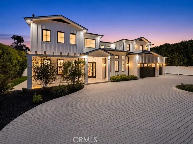 17319 Magnolia Boulevard, Encino, CA 91316 - #2