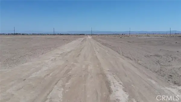 0 67th St W, Rosamond, CA 93560
