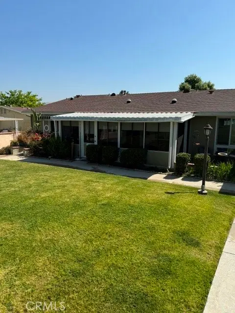19203 Avenue Of The Oaks, Newhall, CA 91321