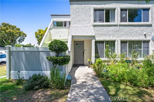 18515 Mayall  #D, Northridge, CA 91324