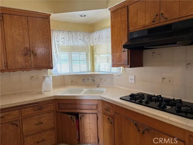 14431 Beaver Street, Sylmar, CA 91342 - #2