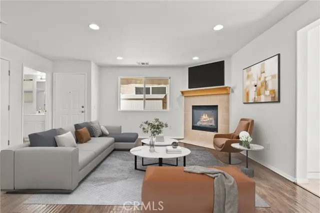 9427 Lemona Avenue  #20, North Hills, CA 91343 - #2