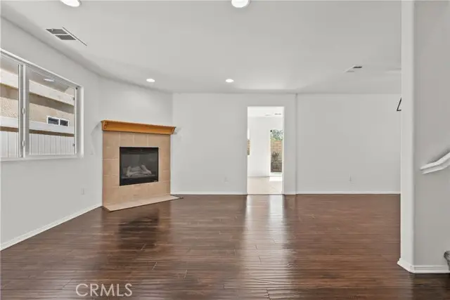 9427 Lemona Avenue  #20, North Hills, CA 91343 - #3