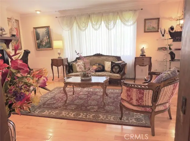 530 Naomi, Burbank, CA 91505 - #2