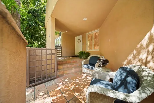 18730 Hatteras  #31, Tarzana, CA 91356 - #1