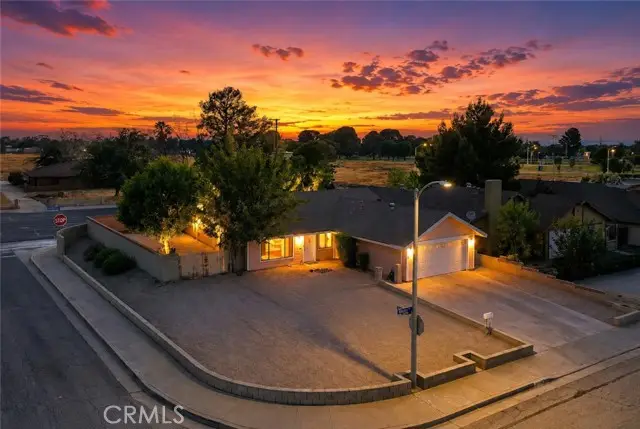 44605 Gillan Avenue, Lancaster, CA 93535 - #1