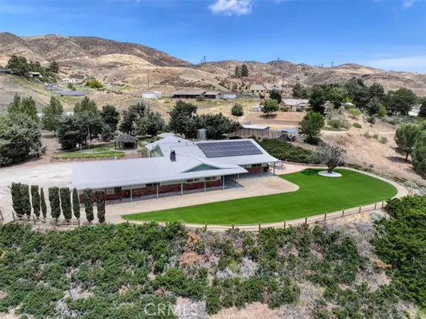 7331 Avenue O8, Palmdale, CA 93551