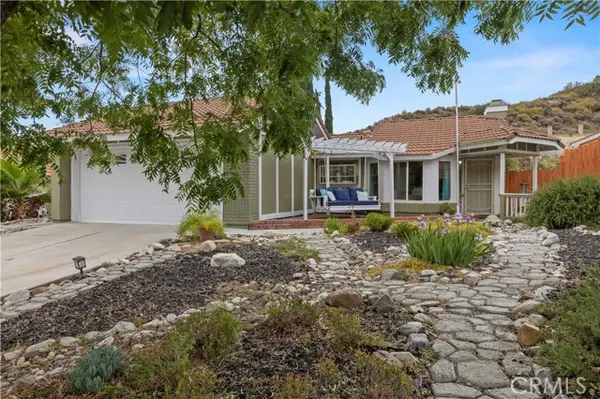 15236 Poppy Meadow, Canyon Country, CA 91387