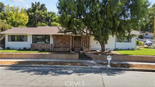 23626 Neargate, Newhall, CA 91321