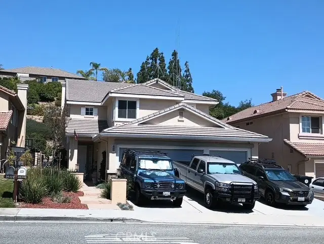 28318 Santa Catarina, Saugus, CA 91350 - #1