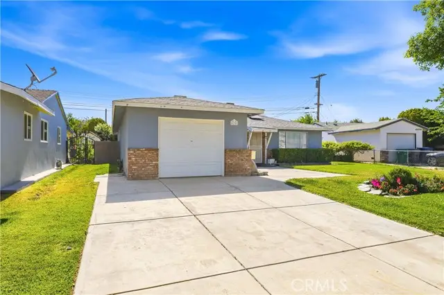 45308 Newtree Avenue, Lancaster, CA 93534 - #3