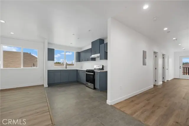 759 25th, Los Angeles, CA 90011 - #3