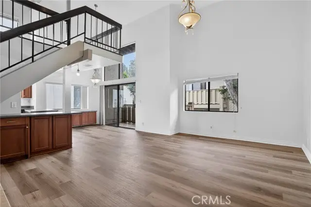 18433 Hatteras, Tarzana, CA 91356 - #1