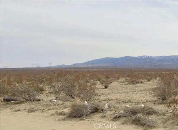 17100 Avenue T-8, Palmdale, CA 93591