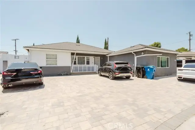 10527 Danube Avenue, Granada Hills, CA 91344 - #2