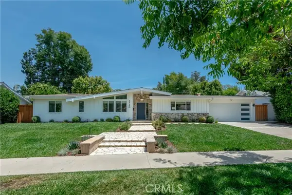 4730 Degovia Avenue, Woodland Hills, CA 91364