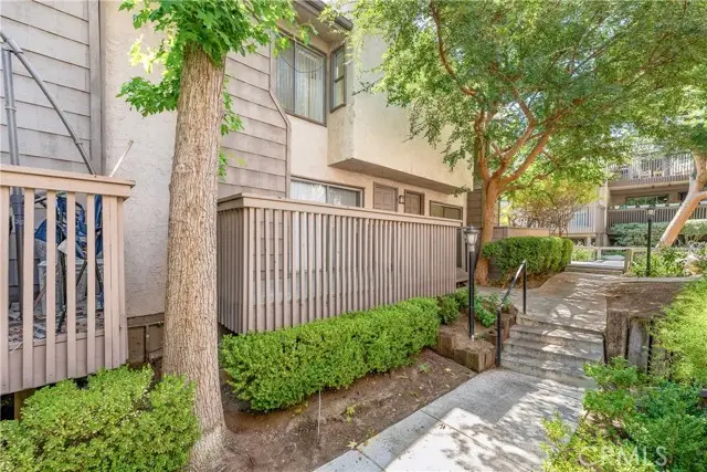 18316 Hatteras  #20, Tarzana, CA 91356 - #2