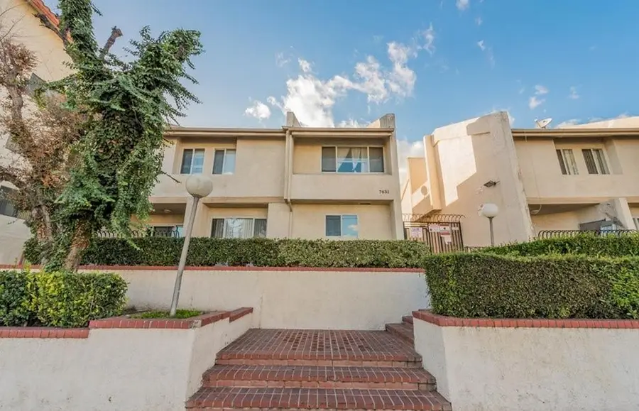 7631 Reseda, Reseda, CA 91335 - #2