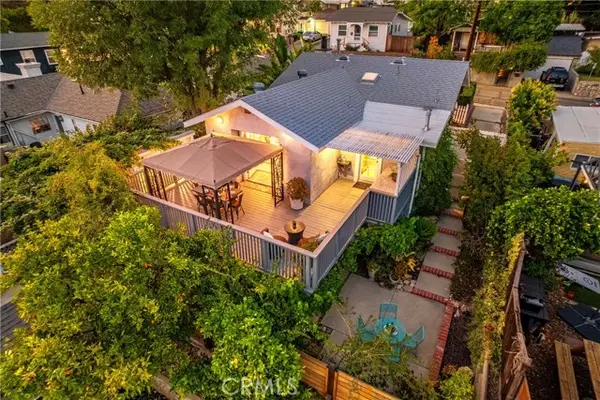 3718 2nd, La Crescenta, CA 91214