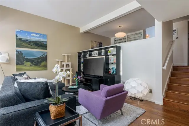 4362 Kling, Burbank, CA 91505 - #3