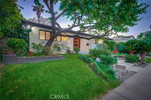 5715 Corteen, Valley Village, CA 91607 - #3