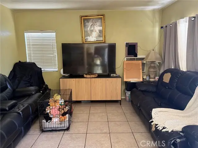 623 Woodworth, San Fernando, CA 91340 - #3