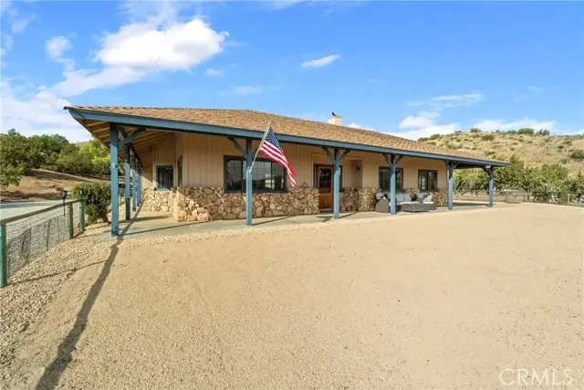 6535 Juniper Crest Road, Santa Clarita, CA 91390 - #3