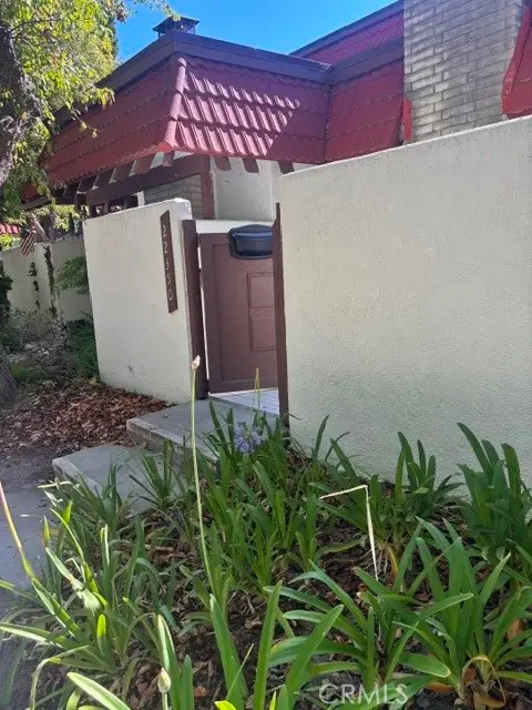 22350 James Alan, Chatsworth, CA 91311