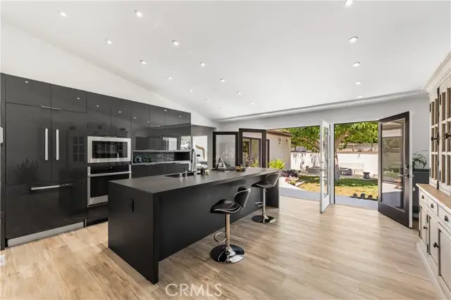 5910 Alonzo, Encino, CA 91316 - #2