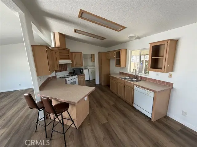 10900 Sepulveda  #23, Mission Hills, CA 91345 - #1