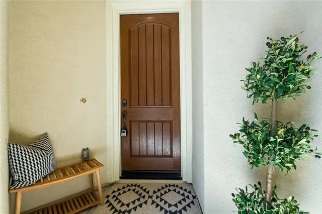 21929 Cortina, Chatsworth, CA 91311 - #2