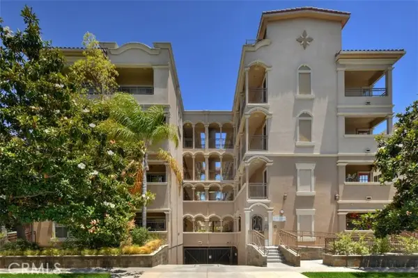 432 Willaman Drive  #401, Los Angeles, CA 90048