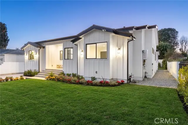 5537 Sunnyslope Avenue, Sherman Oaks, CA 91401 - #3