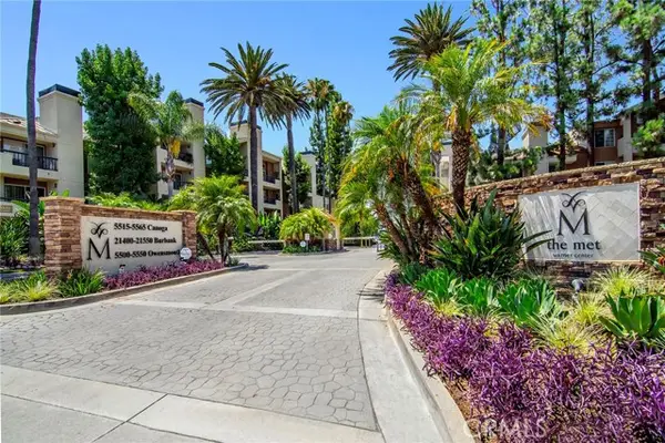 5520 Owensmouth Avenue  #117, Woodland Hills, CA 91367