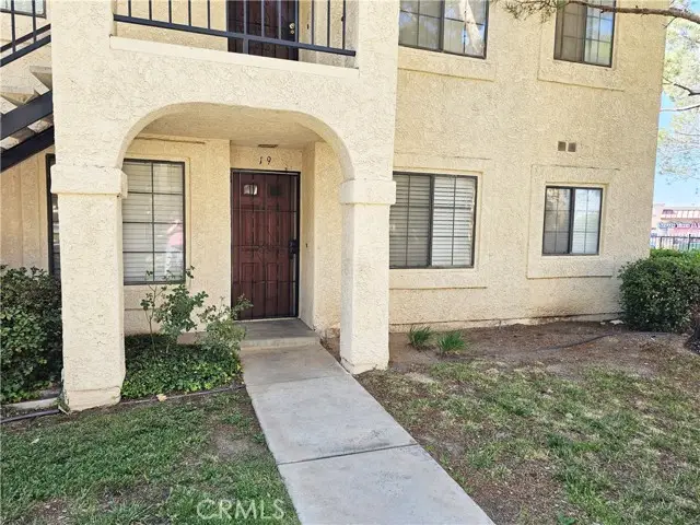 2554 Olive Drive  #19, Palmdale, CA 93550 - #2