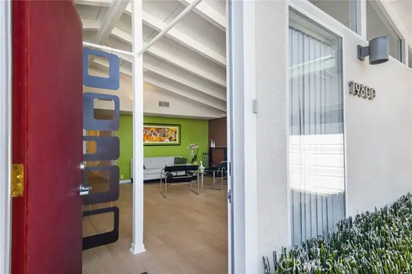 19800 Friar, Woodland Hills, CA 91367