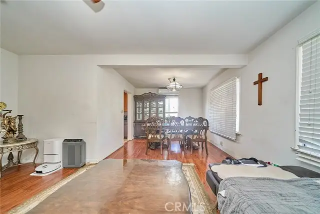 8357 Aura, Northridge, CA 91324 - #3