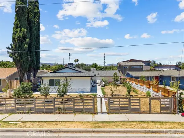 23817 Victory Boulevard, West Hills, CA 91307