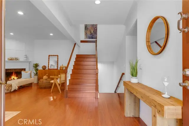 5834 Etiwanda Avenue  #7, Tarzana, CA 91356 - #2
