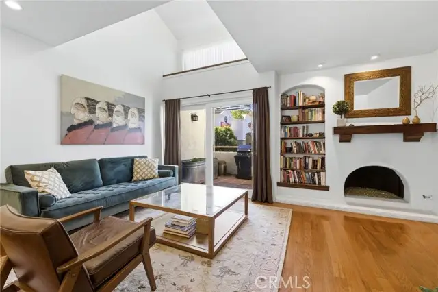 10926 Bluffside  #25, Studio City, CA 91604 - #2