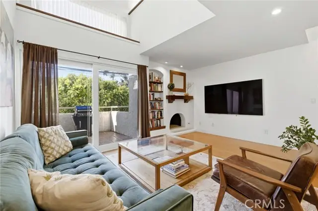 10926 Bluffside  #25, Studio City, CA 91604 - #3