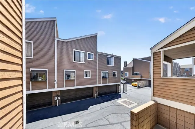 15125 Nordhoff  #20, North Hills, CA 91343 - #2