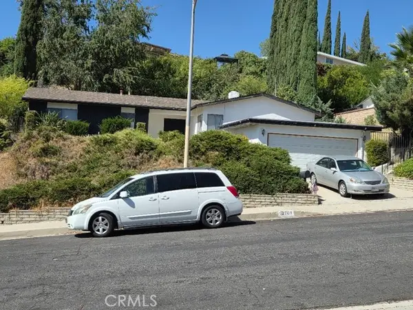 12701 Jimeno, Granada Hills, CA 91344