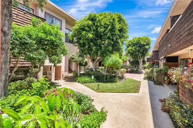 5349 Newcastle  #56, Encino, CA 91316 - #1