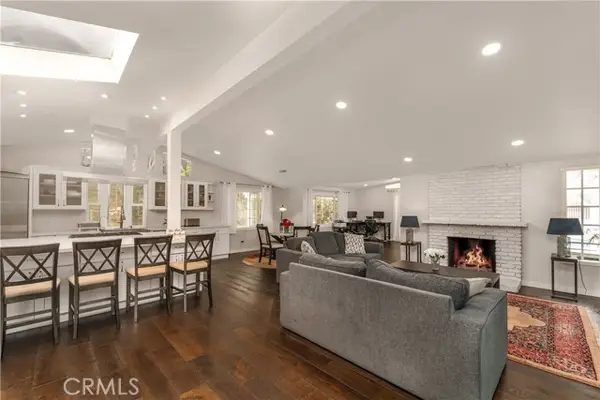 5708 Mcdonie, Woodland Hills, CA 91367