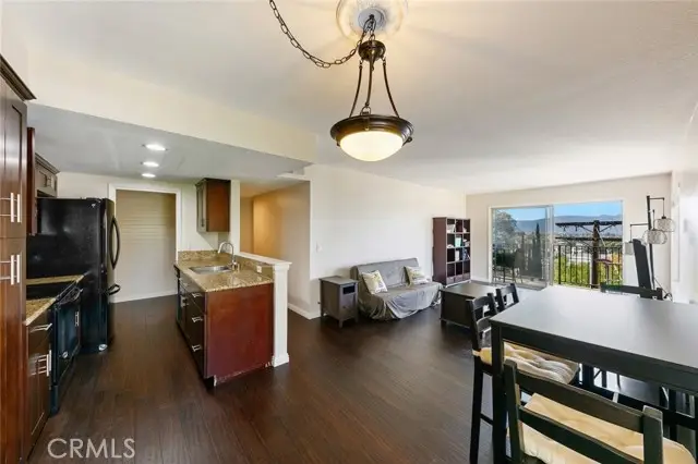1517 Garfield Avenue  #53, Glendale, CA 91205 - #3