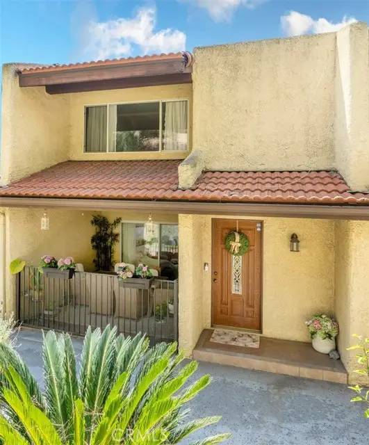 9735 Via Roma, Burbank, CA 91504 - #2