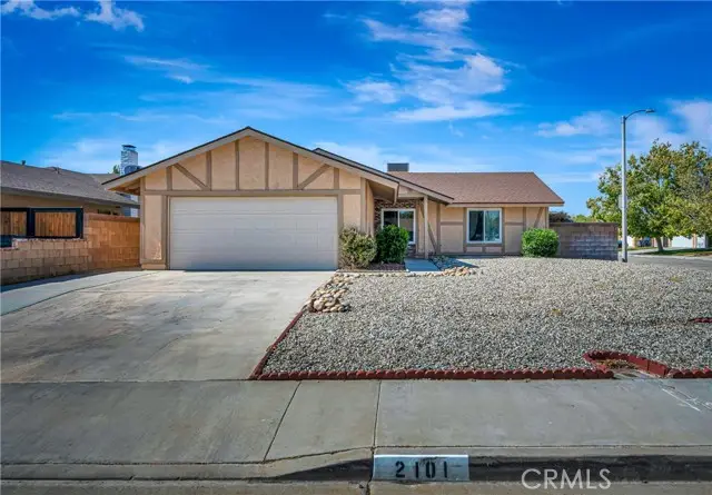 2101 Dallin Street, Lancaster, CA 93536 - #3