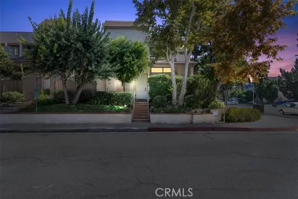 15133 Magnolia  #E, Sherman Oaks, CA 91403