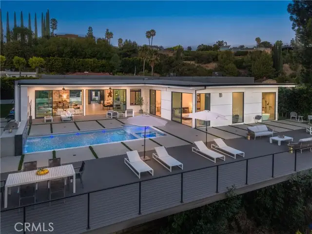 17977 Medley Drive, Encino, CA 91316 - #1